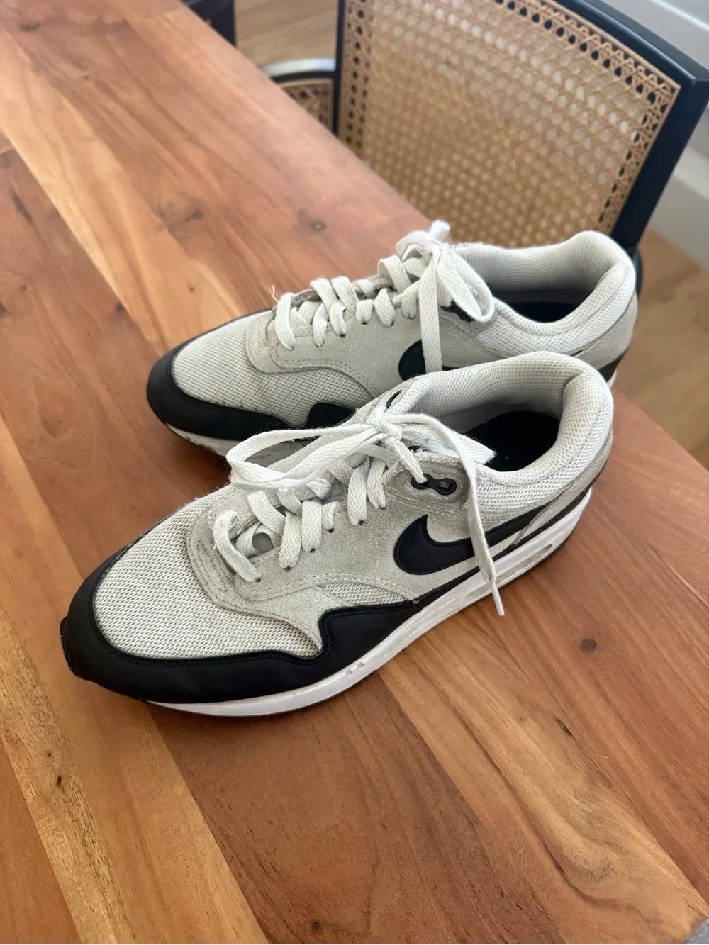 Nike Big Kids’ Air Max 1 Sneakers